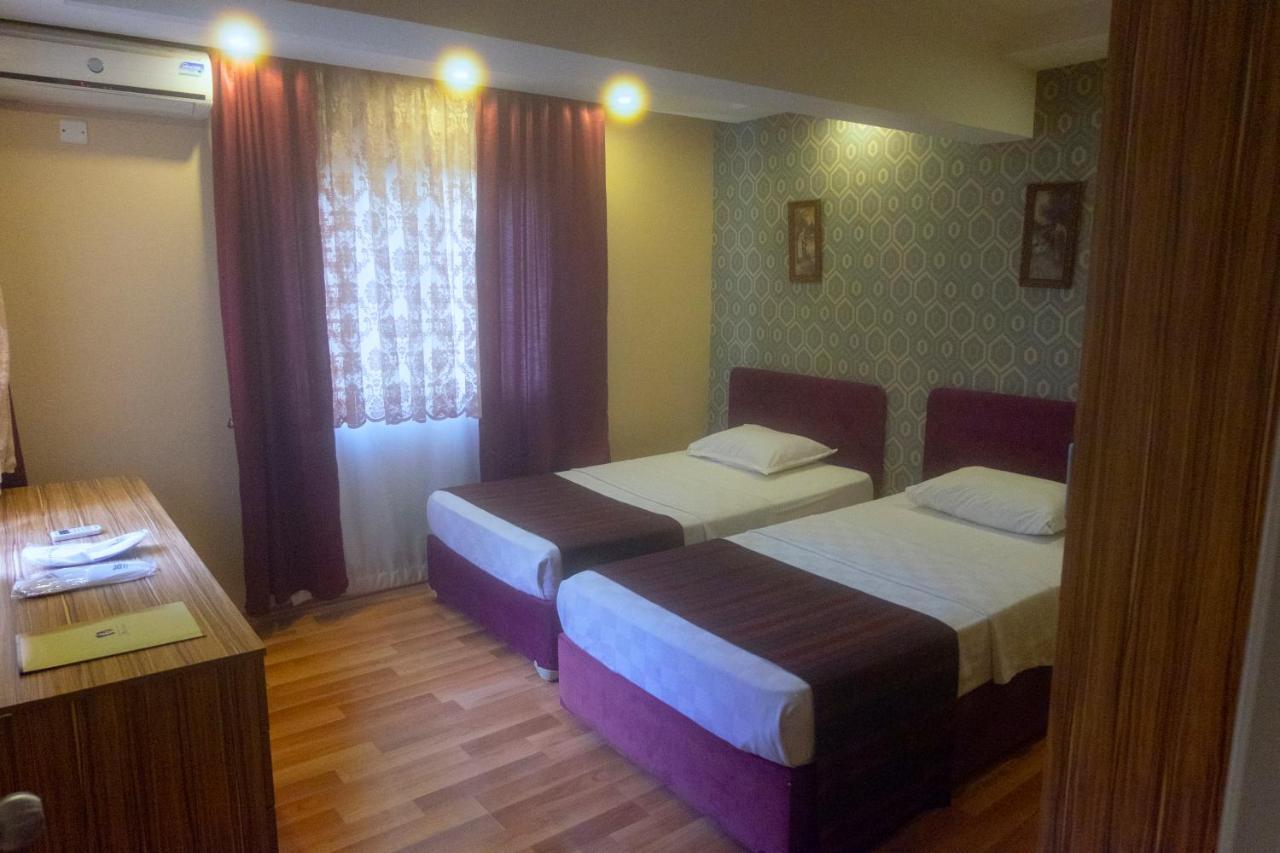 Life Hotel 키레니아 외부 사진